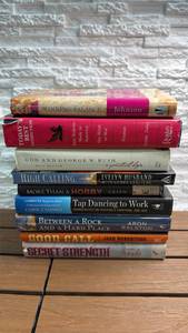 lot 287 image: Lot of 9 Books
