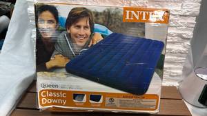 lot 293 image: Intex Classic Downy Queen Airbed 1.52m x 2.03m x 22cm