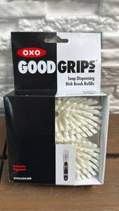 lot 338 image: OXO Good Grips Soap Dispensing Dish Brush Refills (1062326)
