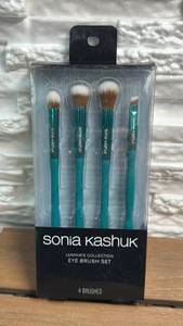 lot 346 image: Sonia Kashuk Luminate Collection Eye Brush Set (4 Brushes)