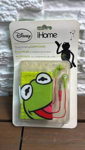 lot 371 image: Disney iHome Noise Isolating Earphones with Pouch DK-M15.3