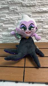 lot 384 image: Disney��s The Little Mermaid Ursula Buckle-Down Official Licensed Dog Toy (DTPT-DYBCK-10)