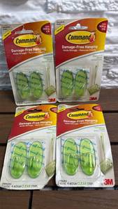 lot 386 image: Command Brand Damage-Free Hanging Decorative Hooks (Medium -Glamorous Green) 17091CLR-G Lot of 4