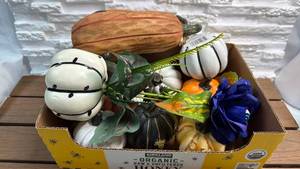 lot 390 image: Decorative Fall Pumpkin and Gourd Set with Floral Accents