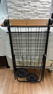 lot 402 image: Collapsible Metal Rolling Utility Shopping Cart