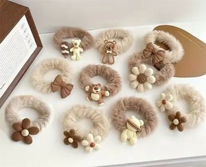 lot 717 image: 10pcs set of cute cartoon plush ball headbands