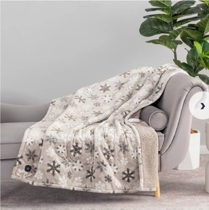lot 802 image: Berkshire Printed Plush & Sherpa Heated 50x60 Throw, Snowflake