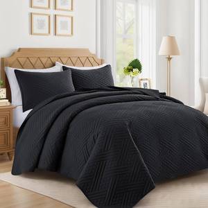lot 30006 image: Lavsiry Black Quilt Set - Lightweight Microfiber Bedspread & Coverlet