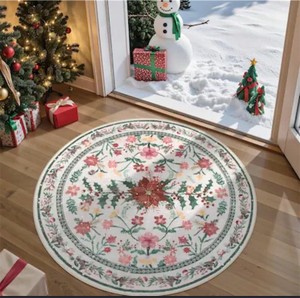 lot 3554 image: Lahome Christmas Wreath Round Area Rugs, Washable 5 ft