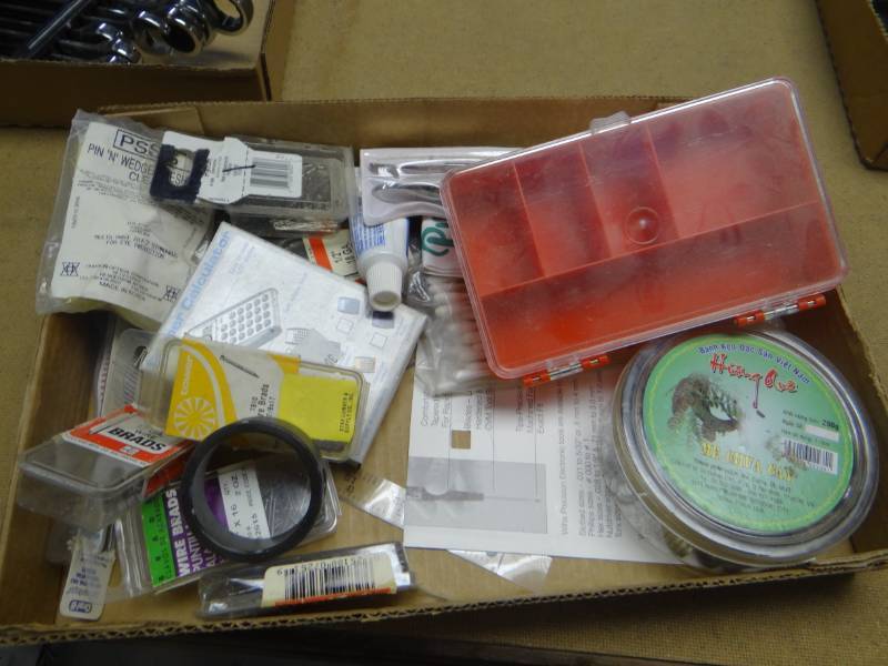 lot 19273 image: Lot of nails, calculator, small stroage box, & tweezers.