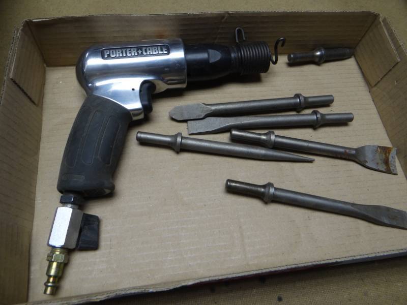 lot 19274 image: Porter cable air hammer wattachments.