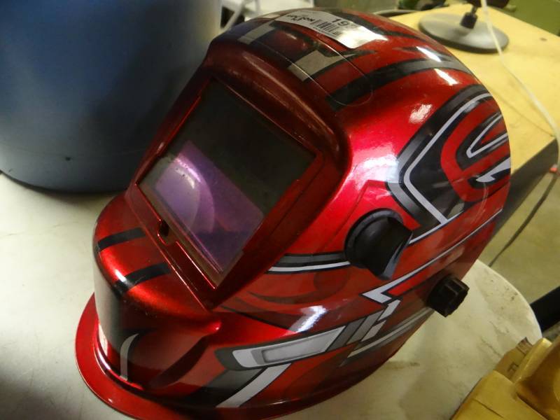 lot 19304 image: Welding helmet.