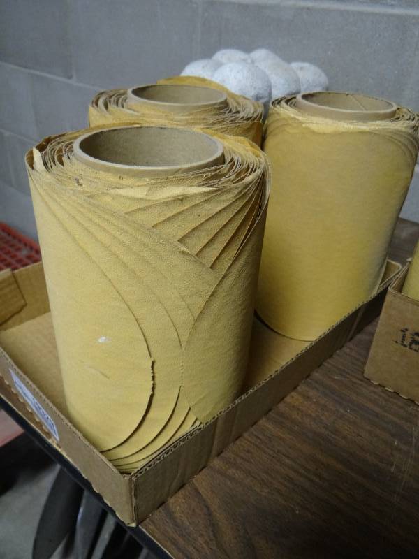 lot 19329 image: 3 Rolls of sanding paper.