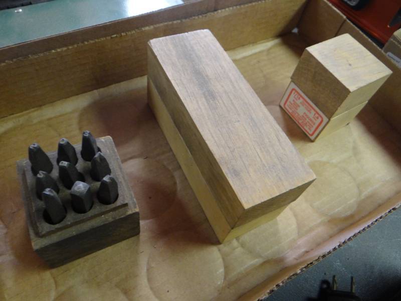 lot 19387 image: Lot of punches.