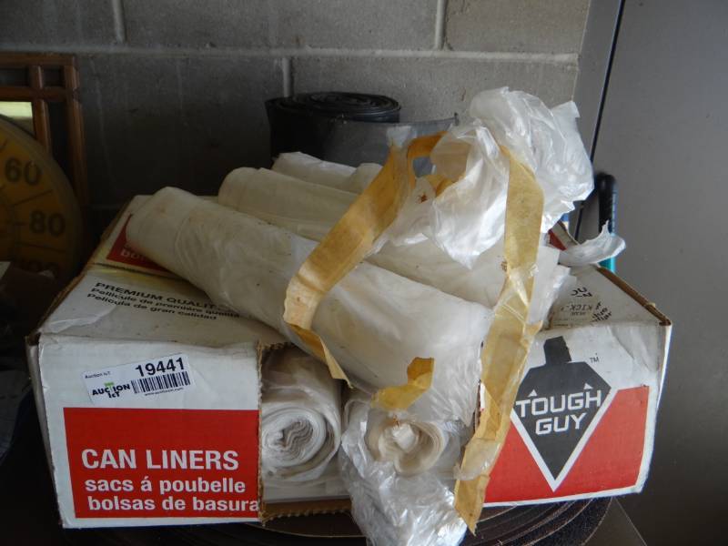 lot 19441 image: Lot of various trash bags.