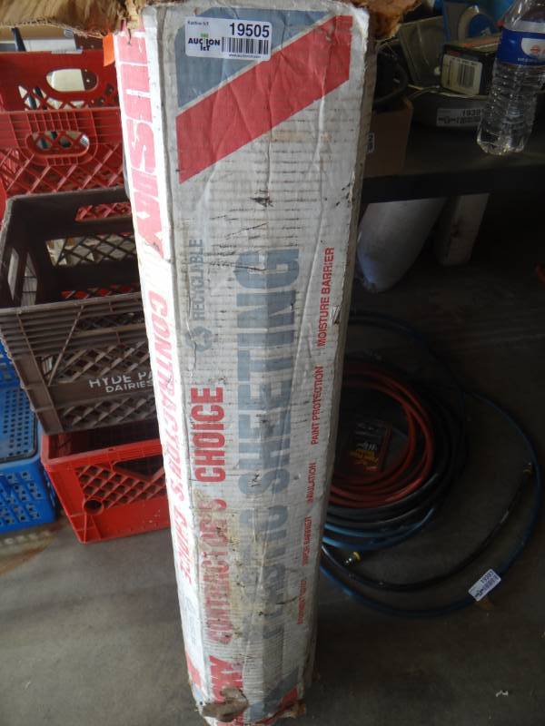 lot 19505 image: Husky contractors choice plastic sheetings.