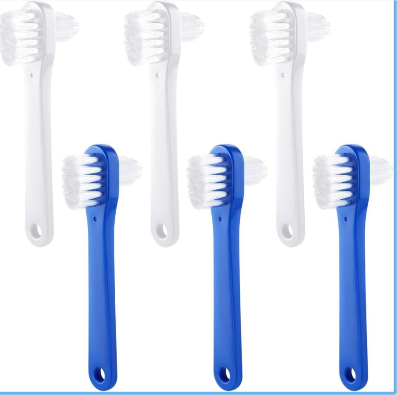 lot 658699 image: Patelai 6 Pack Denture Cleaning Brush Dual Head - Retail $7