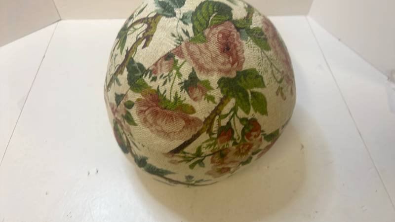 lot 68449 image: Floral Pattern Fabric Covered Ball - Retail $12