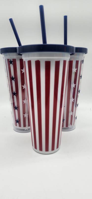 lot 69224 image: American Flag Pattern Tumbler 3 Cup Set (aread Description) - Retail $12