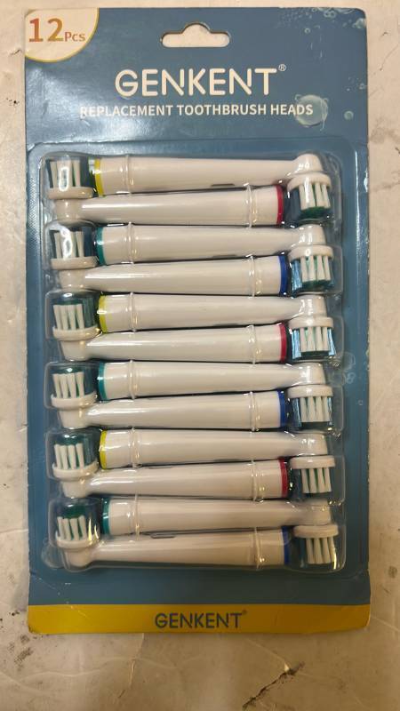lot 70058 image: Genkent 12-Pack Replacement Toothbrush Heads - Retail $8
