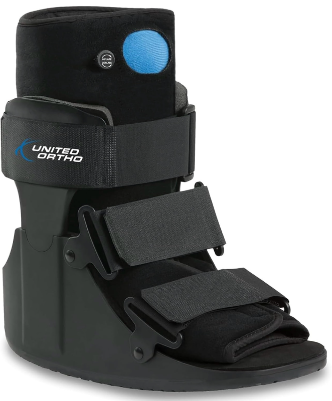 lot 70109 image: United Ortho Short Air Cam Walker Fracture Boot - Retail $60