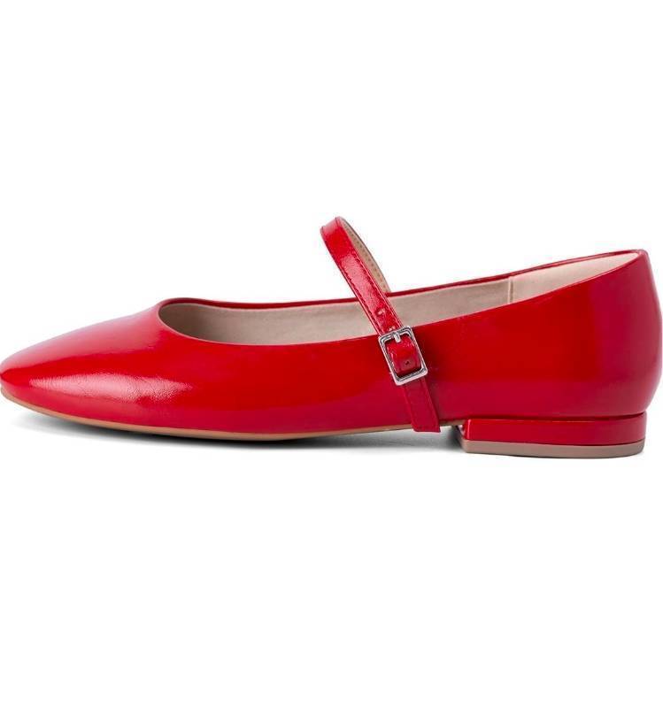 lot 70666 image: Red Patent Mary Jane Ballet Flats 32EU1US - Retail $25