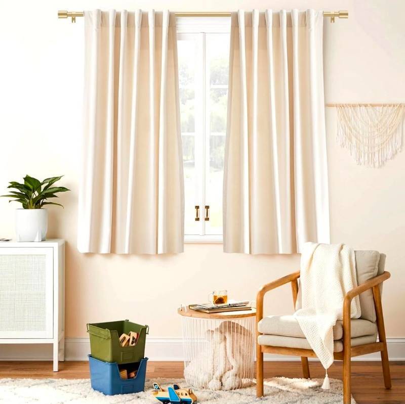 lot 69698 image: Adjustable Gold Curtain Rod Set with Splicing Feature - Retail $25