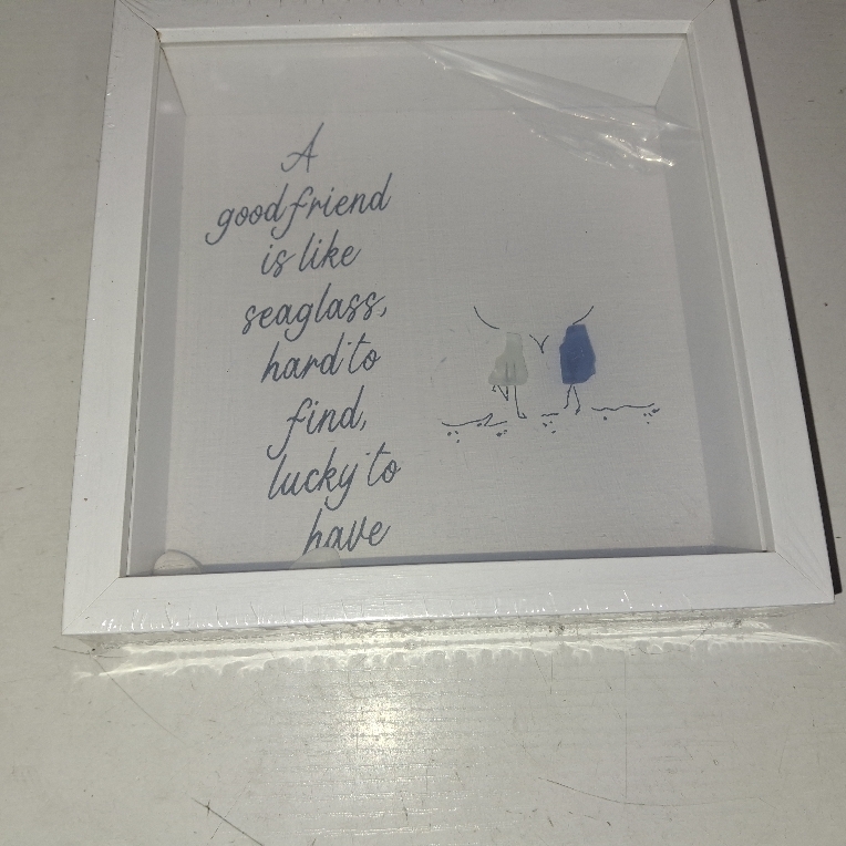 lot 3325 image: GOOD FRIENDS FRIENDSHIP 3D FRAME