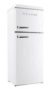 lot 6 image: Galanz Top Freezer Refrigerator 10 cu ft White - Retail $1,100