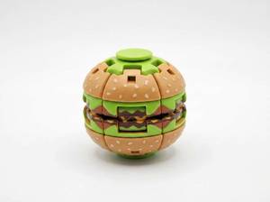 lot 63855 image: Mini Burger Fingertip Gyro Fidget Toy