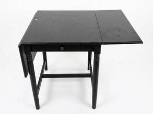 lot 25471 image: Black Dining Table w Drop Leaf Extension