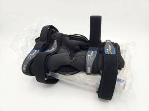 lot 25518 image: DeRoyal Warrior Knee Brace Wrap Around XLXG