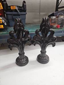 lot 62850 image: Pair of Black Ornamental Fleur-de-Lis Finials