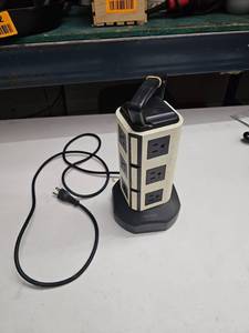 lot 62868 image: Jackyled Vertical Power Strip Tower 12-Outlet
