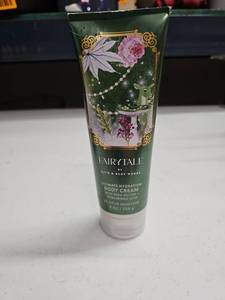 lot 62933 image: Bath & Body Works Fairytale Ultimate Hydration Body Cream 8oz