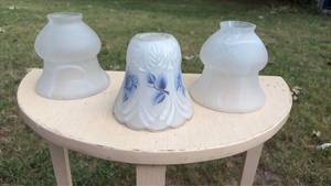 lot 661 image: 3 Glass Lamp Shades Frosted White Bell Shaped