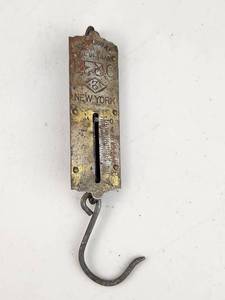 lot 108 image: Antique LF&C Hanging Spring Scale