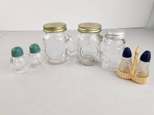 lot 143 image: Vintage Glass Salt &amp Pepper Shaker Collection Mason Jar Style