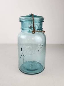 lot 177 image: Vintage Ball Ideal Blue Glass Lid Wire Top July 14 1908