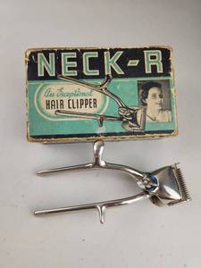 lot 185 image: Vintage Neck-R Hand Hair Clipper