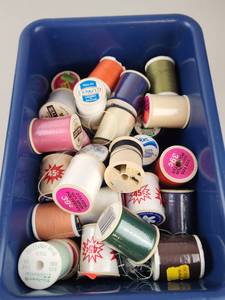 lot 223 image: Vintage Sewing Thread Spool Lot