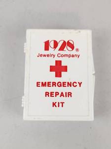 lot 327 image: 1928 Jewelry Company Emergency Repair Kit
