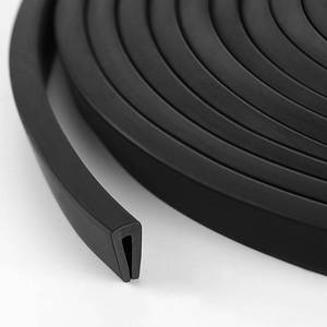 lot 38986 image: Rubber Edge Guard, Metal Edge Trim, Fit 116, Black Color,10 Feet - Retail $8