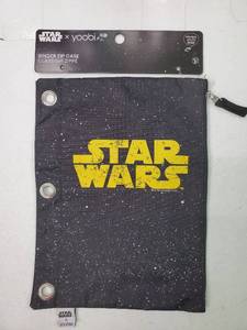 lot 39009 image: Star Wars x Yoobi Binder Zip Case - Retail $8