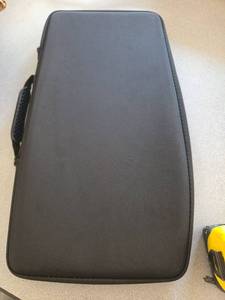 lot 90 image: 10 x 19 Laptop Tablet Case - Retail $0
