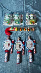 lot 2102 image: Holiday Candy Toy Lot 7 Pieces Wind Up Penguin Elf Scout Krabby Patties