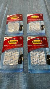 lot 3013 image: 3M Command Damage-Free Mini Hooks 0.5 lb 225g Clear 4-Pack