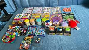 lot 3069 image: Mixed Toy Lot