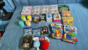 lot 3071 image: Mixed Toy Lot