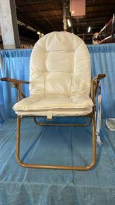 lot 3080 image: Padded Folding Beach Chair